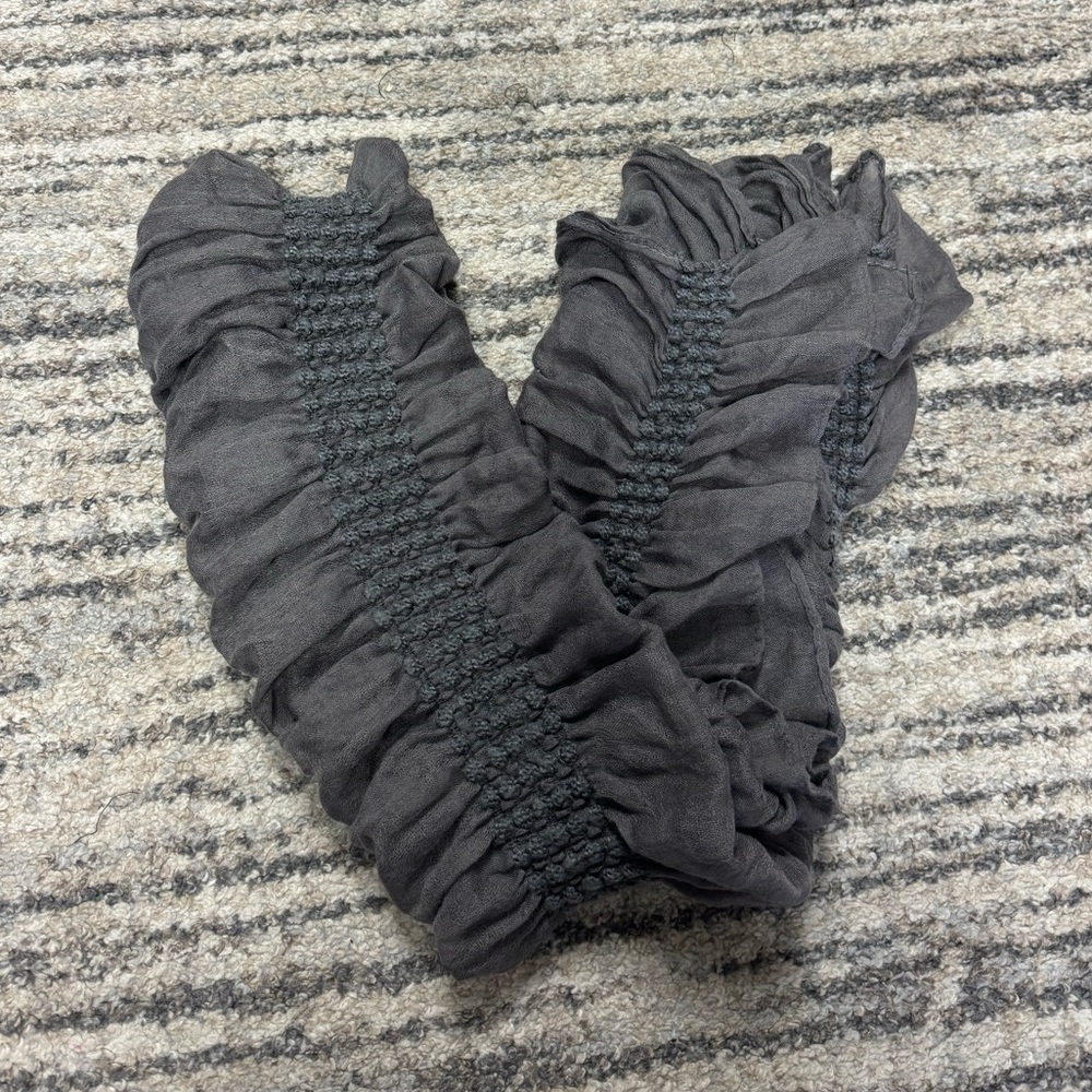 Women’s scarf